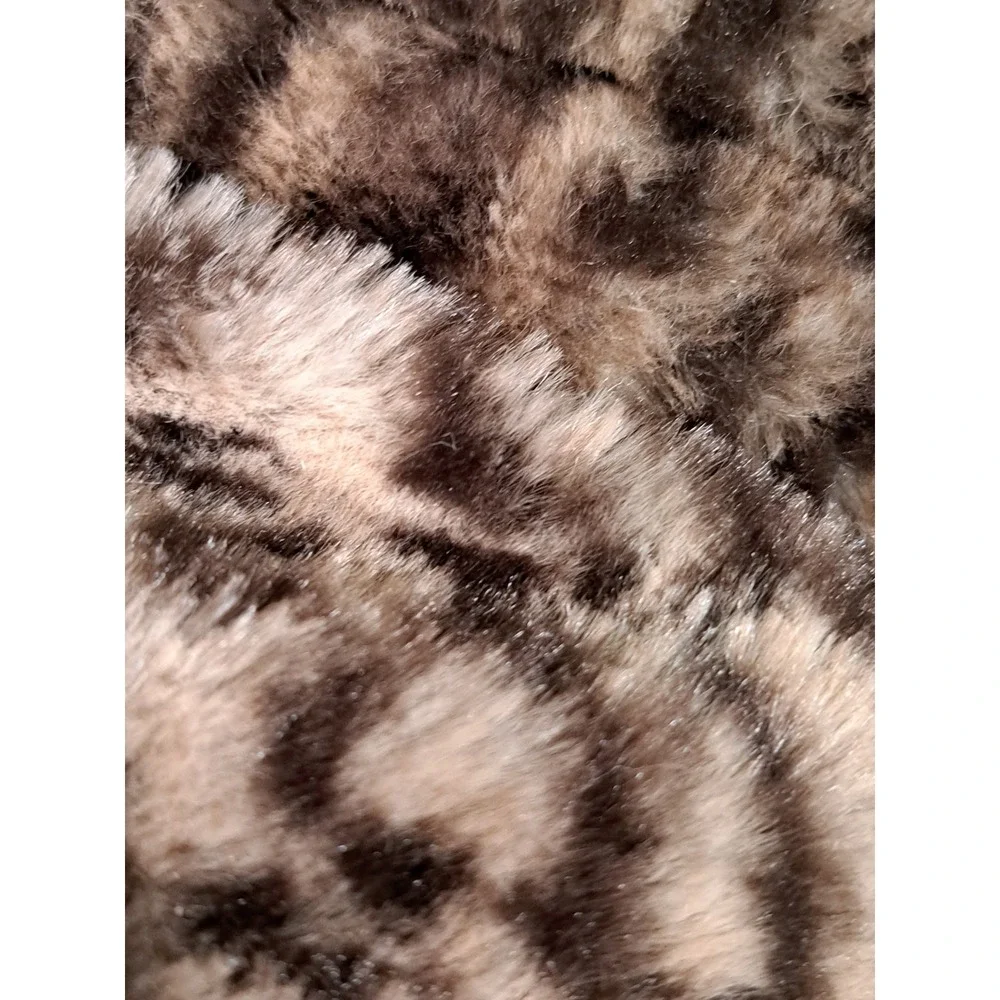OshKosh Bgosh Toddler Girls Burgundy Quilted Puffer Jacket Leopard Hood 12M